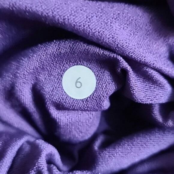 Lululemon Run Inspire Pullover 1/2 Zip Heather Lolo Purple Long Sleeves Size 6 - Picture 11 of 14